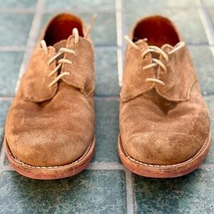 Allen Edmonds Boone Suede Bluchers 9.5 Wide – Vibram Sole